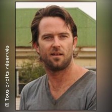 Sullivan Stapleton