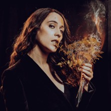 LEILA DUCLOS - Fille du feu